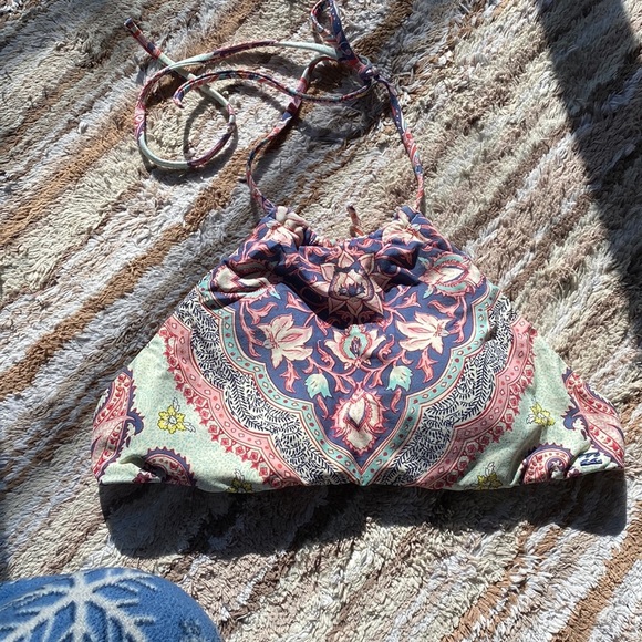 Billabong Other - Billabong Bikini Reversible Halter Top Floral Paisley​​